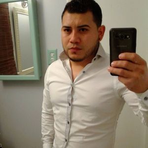 Meet your Posher, Luis alberto